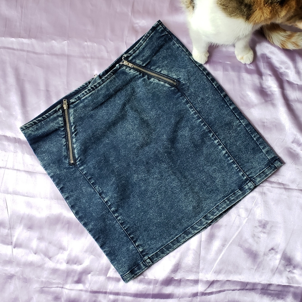 ASOS Denim Zipper Detail Acid Wash Skirt
